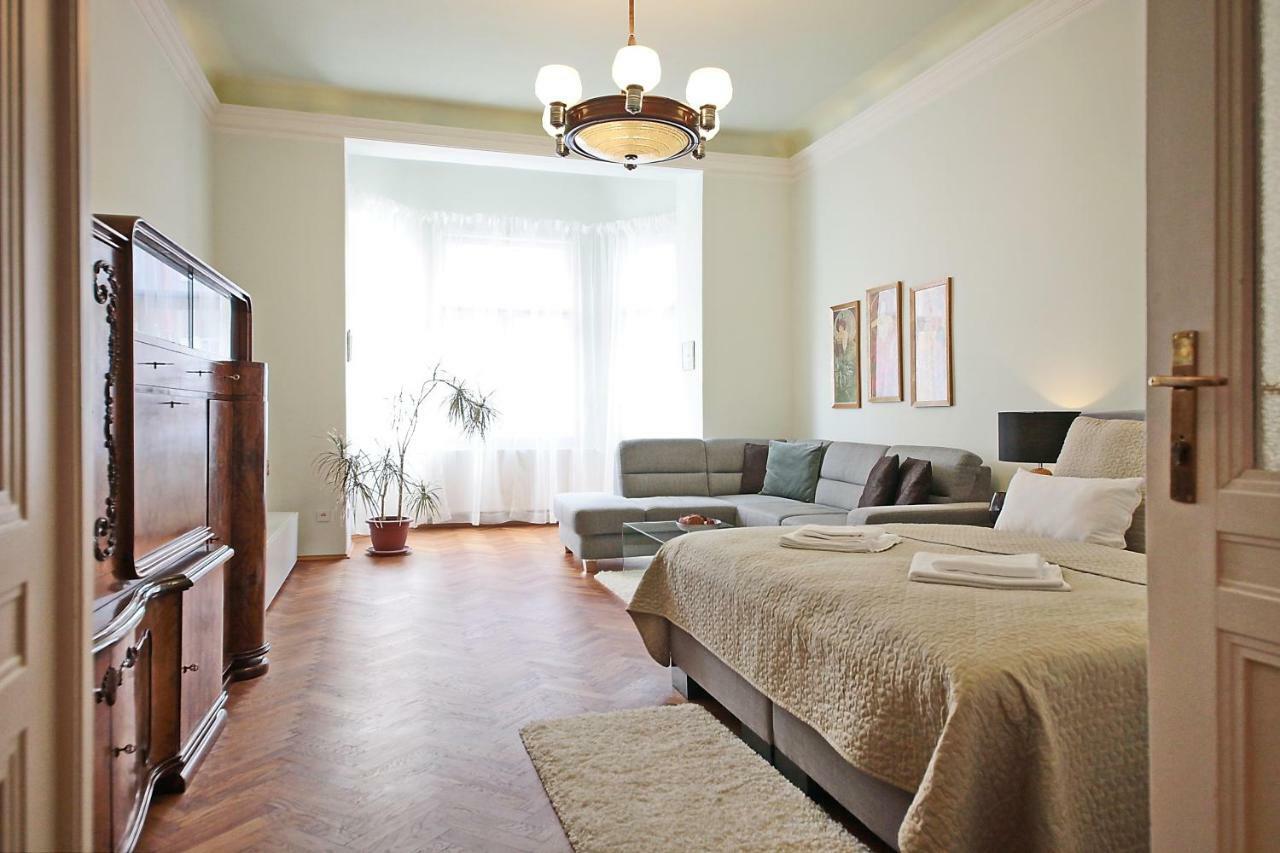 Apartment In The Heart Of Praha Exteriér fotografie